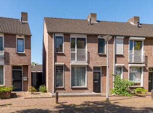 Woonhuis in Valkenswaard met 5 kamers