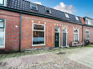 Oranjestraat 28