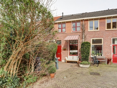 Dirklangendwarsstraat 14