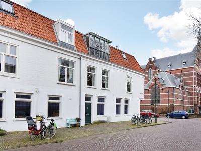 Doelenstraat 90