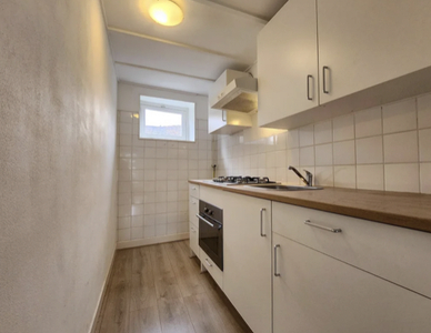 Appartement te huur Achter de Kerk, Beek Lb