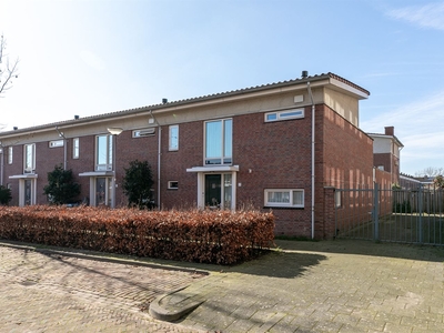 Van Oldenbarneveltstraat 2