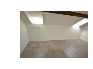 Huur 2 slaapkamer appartement van 100 m² in Maastricht