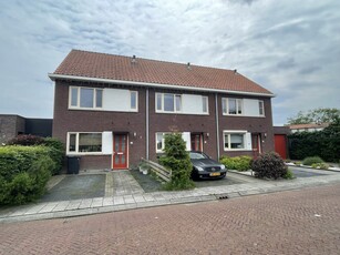 Woonhuis in Sint-Maartensdijk met 3 kamers