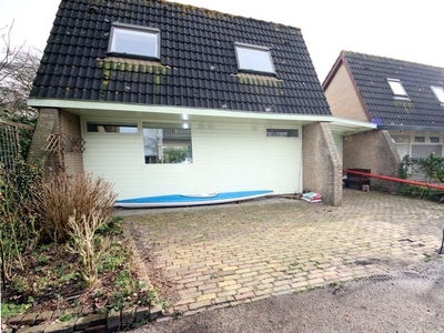 Watertuin in Warmond (79m2)