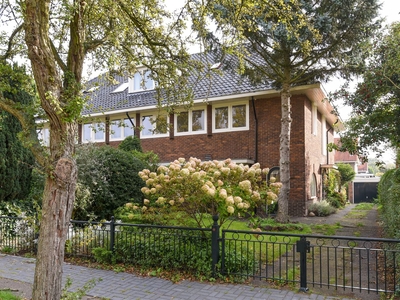 van Dijcklaan 28