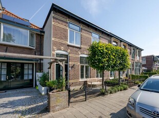 Papelaan 78, Voorschoten