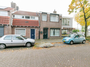 Pastoor Smitsstraat 100