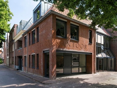 Raadhuisstraat 8 B