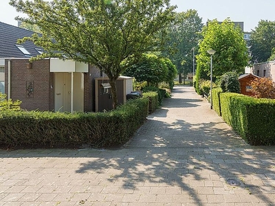 Abdij van Egmondstraat in Tilburg (84m2)