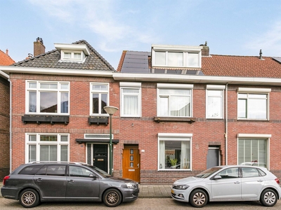 Carmelitessenstraat 31