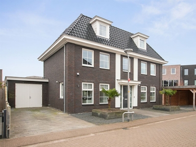 Hachimanstraat 4