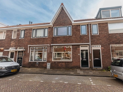 Rhijnvis Feithstraat 6