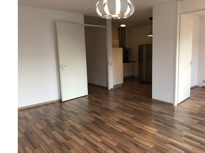 Huur 3 slaapkamer appartement van 90 m² in Almere