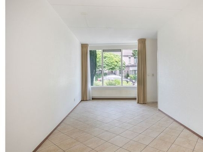 Huur 4 slaapkamer huis van 137 m² in Elst Ut