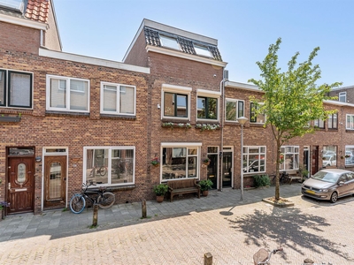 Makassarstraat 18