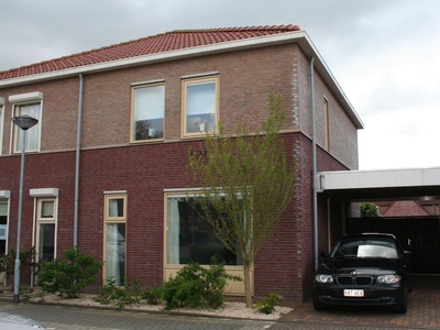 Wim van Eststraat in St. Willebrord (110m2)