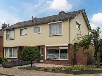 Meidoornstraat 18