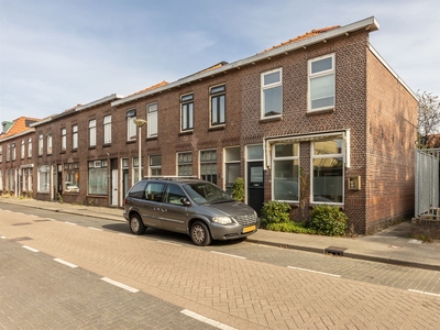 van Middelantstraat 2