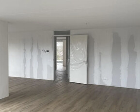 Appartement te huur Rijksweg Noord, Sint Joost