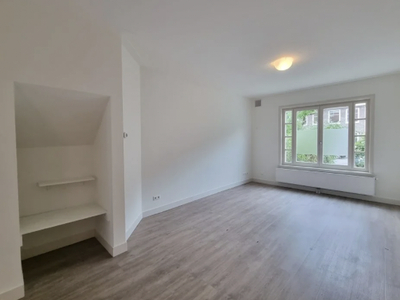 Appartement te huur Newtonstraat, Amsterdam