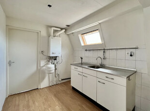 Appartement te huur Joost van Geelstraat, Rotterdam