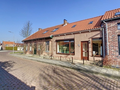 Ooststraat 8