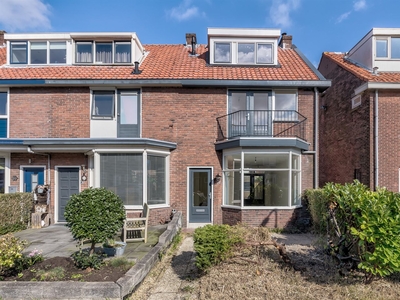 Prins Bernhardstraat 19