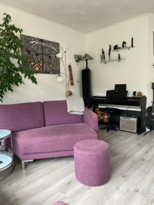 Woning te huur Zestienhovensekade, Rotterdam