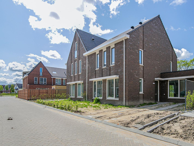 Ireen Wuststraat 5