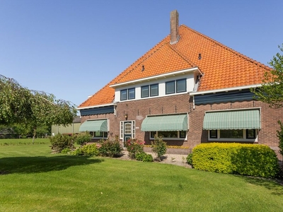 Rijnlanderweg in Hoofddorp (140m2)