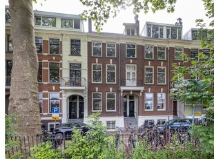 Huur 1 slaapkamer appartement van 100 m² in Utrecht