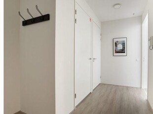 Huur 1 slaapkamer appartement van 75 m² in Rotterdam