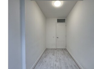 Huur 2 slaapkamer appartement van 50 m² in Amsterdam