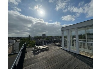 Huur 2 slaapkamer appartement van 72 m² in amsterdam