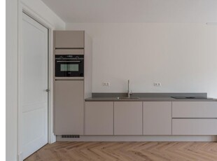 Huur 2 slaapkamer appartement van 75 m² in Rotterdam