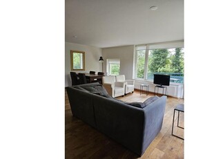 Huur 2 slaapkamer appartement van 84 m² in Rotterdam