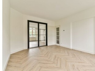 Huur 2 slaapkamer appartement van 93 m² in Amsterdam