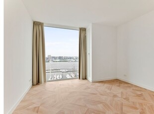 Huur 3 slaapkamer appartement van 868 m² in Amsterdam