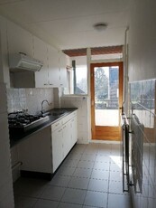 Appartement te huur Esdoornstraat, Heerlen