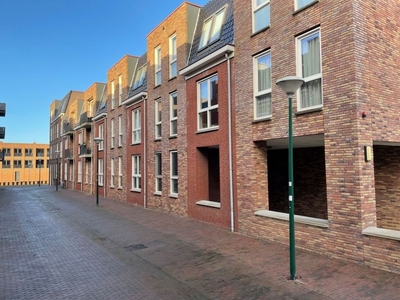 Hoge Rijndijk in Woerden (40m2)