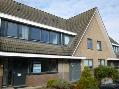 Woonhuis in Emmen met 5 kamers