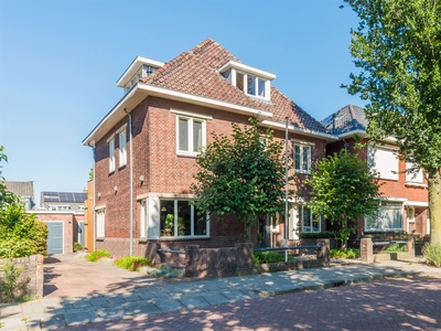 Burgemeester le Coultrestraat 22