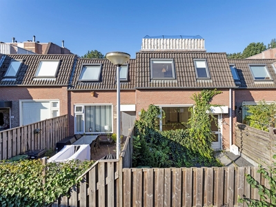 Landvoogdstraat 63