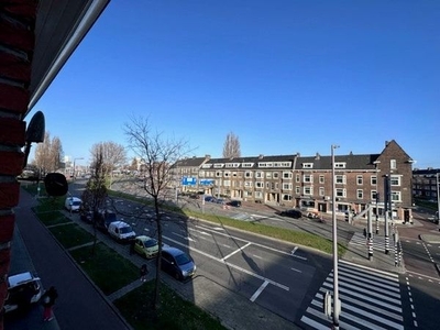 Dorpsweg in Rotterdam (140m2)