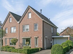 Aalbershof 28, IJsselmuiden