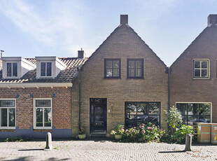 Dorpsplein 9