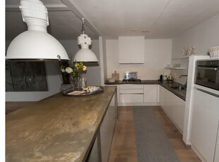 Huur 2 slaapkamer appartement van 165 m² in Breda