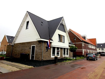 Van Wegenplantsoen in Eemnes (154m2)