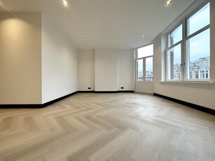 Woonhuis in Amsterdam met 4 kamers